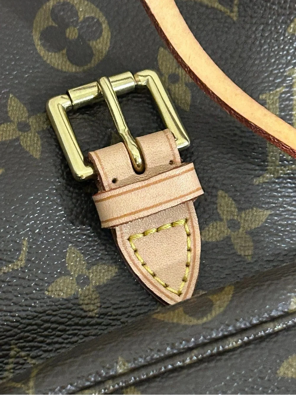 Louis Vuitton Montsouris MM Monogram Drawstring Backpack